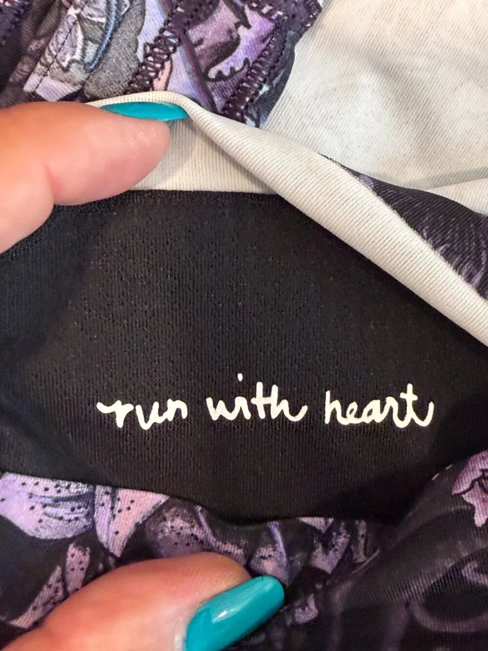 Lululemon Purple Floral Cropped Leggings Size 10, Pockets, “Run With Heart” Logo